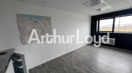 <br />Bureaux - À Louer - Caen Nord<br /> - Offre immobilière - Arthur Loyd