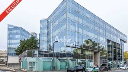 Bureaux à Vendre avec Parkings - Offre immobilière - Arthur Loyd
