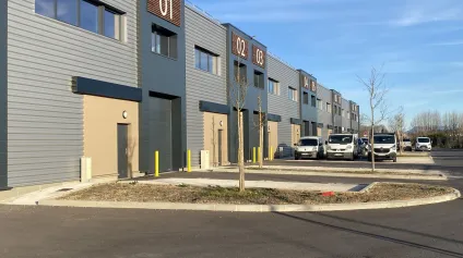 Local d'activités neuf a louer sur MEYREUIL en exclusivité - Offre immobilière - Arthur Loyd