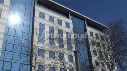 Bureaux à louer à Roubaix - Plateaux modulables, ERP 2e catégorie et accessibilité optimale - Offre immobilière - Arthur Loyd