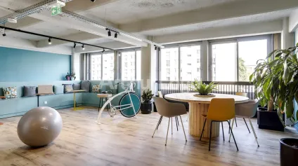 Bureaux rénovés à louer ou à vendre à Lille - Loft industriel clé en main, accès facile et emplacement stratégique - Offre immobilière - Arthur Loyd
