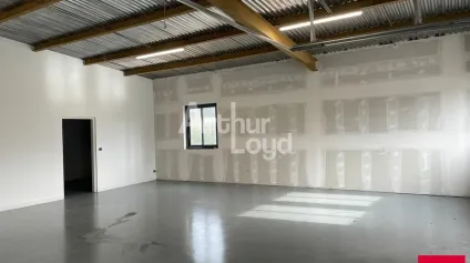 SAINTE GEMMES SUR LOIRE LOCAL D'ACTIVITÉ 120 M² - Offre immobilière - Arthur Loyd