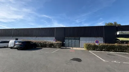 Location local commercial Saint-Émilion surface de vente de 731 m² - Offre immobilière - Arthur Loyd