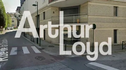 Bureaux d'angle 76 m²  Cur de ville Aix-les-Bains  DPE C - Offre immobilière - Arthur Loyd
