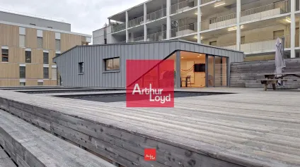 Bureaux à louer Grenoble terrasse commune de 400m² et parkings sécurisés - Offre immobilière - Arthur Loyd