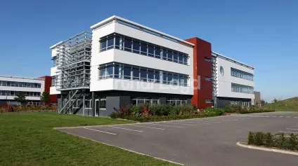 Bureaux à louer à Villeneuve d'Ascq - Plateaux climatisés sécurisés - Accessibilité et confort - Offre immobilière - Arthur Loyd