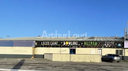 À VENDRE - ENSEMBLE IMMOBILIER ATYPIQUE À CALAIS - Offre immobilière - Arthur Loyd