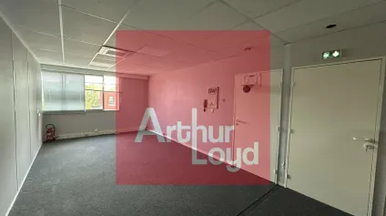 BUREAUX location à ESTILLAC 47310 - Offre immobilière - Arthur Loyd