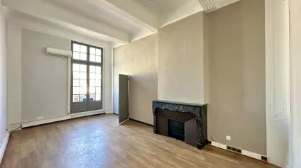 BUREAUX CLIMATISÉS À LOUER EN CV D'AIX EN PROVENCE - Offre immobilière - Arthur Loyd