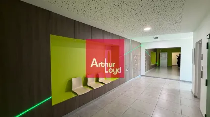 Bureaux à vendre divisibles à Échirolles proche Rocade et transports - Offre immobilière - Arthur Loyd