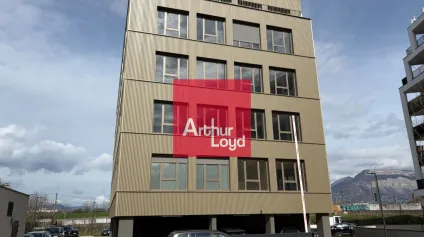Bureaux neufs à vendre à Eybens avec cuisine et stockage inclus - Offre immobilière - Arthur Loyd