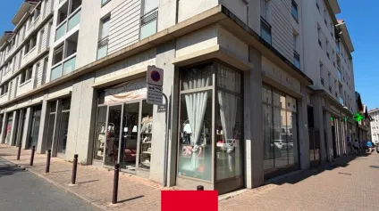 A louer, Local commercial de 102 m2, secteur gare - Offre immobilière - Arthur Loyd
