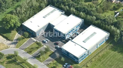 Bureaux à louer en zone franche à Maubeuge avec espaces équipés - Offre immobilière - Arthur Loyd
