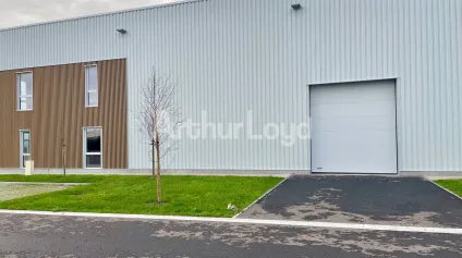 CELLULE D'ACTIVITÉS NEUVES - ZONE MARCEL DORET À CALAIS - Offre immobilière - Arthur Loyd