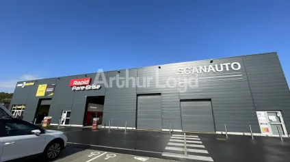 Location local commercial 400 m² Verquin visibilité optimale entrée de ville - Offre immobilière - Arthur Loyd