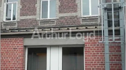 Immeuble de bureaux à vendre à Cambrai proche gare avec cour intérieure - Offre immobilière - Arthur Loyd