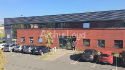 Location bureaux à Valenciennes dans parc tertiaire récent proche tramway - Offre immobilière - Arthur Loyd