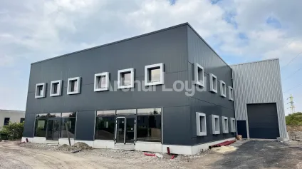 Entrepôts à louer à Wasquehal bâtiment neuf avec stationnement disponible - Offre immobilière - Arthur Loyd