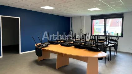BUREAUX RÉNOVÉS À COQUELLES - Offre immobilière - Arthur Loyd