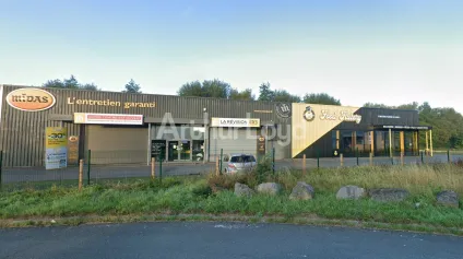 Location local commercial Leers divisible proche zone Auchan et enseignes nationales - Offre immobilière - Arthur Loyd