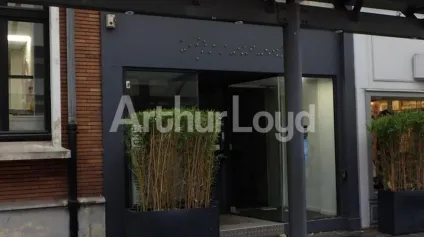 Location local commercial Béthune vitrine et visibilité en centre ville 163 m² - Offre immobilière - Arthur Loyd