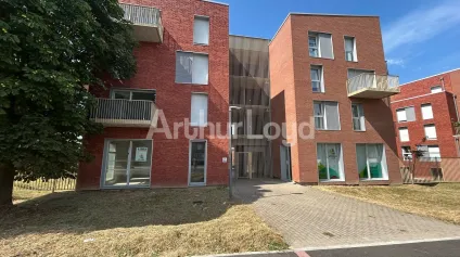 Location locaux commerciaux Liévin visibilité optimale axe passant - Offre immobilière - Arthur Loyd
