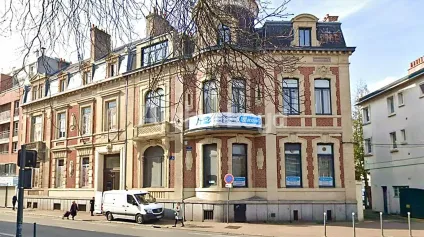 Bureaux à louer à Lille - Espaces de caractère avec parking et excellente accessibilité - Offre immobilière - Arthur Loyd