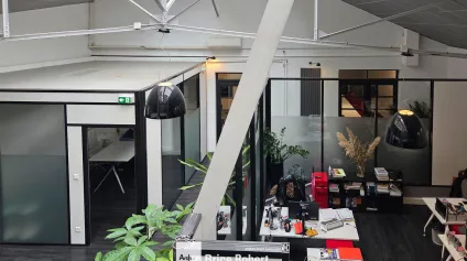 Bureaux à vendre lumineux avec accès cour à Lyon 9ème Vaise - Offre immobilière - Arthur Loyd