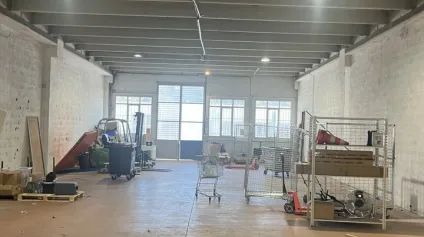 Locaux d'activité à louer de 240 m² à Vallauris - Offre immobilière - Arthur Loyd