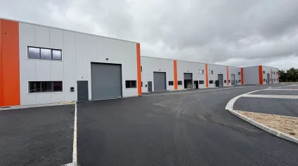 Locaux d activité à vendre Paulx site neuf dans parc clos sécurisé - Offre immobilière - Arthur Loyd