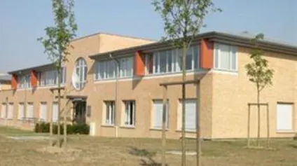 Bureaux à louer à VOISINS LE BRETONNEUX 78960 - Offre immobilière - Arthur Loyd