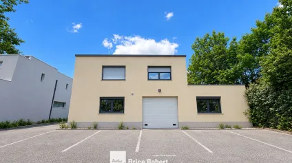 Local d'activité à vendre 450 m² bureaux climatisés Champagne au Mont d Or - Offre immobilière - Arthur Loyd