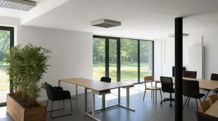 <br />A louer Local d'activité La Rochelle 441m²<br /> - Offre immobilière - Arthur Loyd