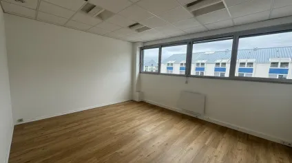 SAINT AVERTIN BUREAU A LOUER 20 M² - Offre immobilière - Arthur Loyd