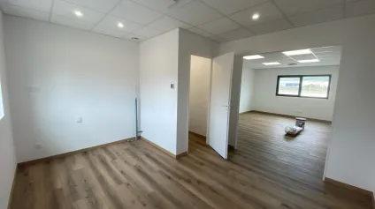 38m² de bureaux aménagés à louer Lamanon - Offre immobilière - Arthur Loyd
