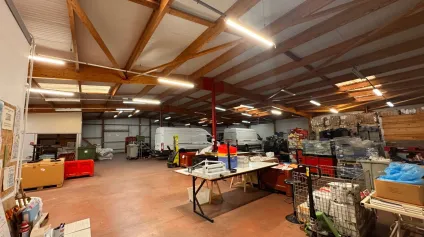 LOCAL ACTIVITES 1 395 M² A VENDRE QUIMPER - Offre immobilière - Arthur Loyd