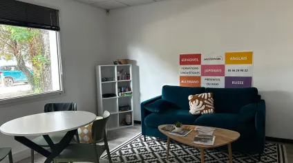 Immeuble de bureaux de 870 m² en location à Mérignac proche aéroport et tramway - Offre immobilière - Arthur Loyd