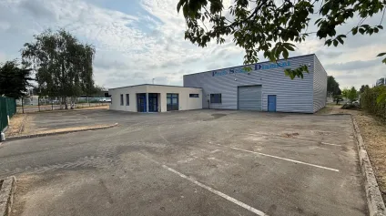 A Louer - Local d'activité d'environ 600 m2 - Offre immobilière - Arthur Loyd