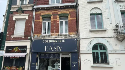 Vente local commercial Lens visibilité sur axe commerçant et bail en cours - Offre immobilière - Arthur Loyd