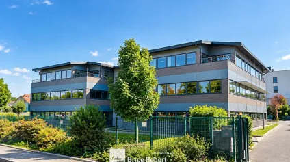 A vendre ou à louer - LE DIADEM - Bureaux lumineux - Marcy l'Etoile - Offre immobilière - Arthur Loyd