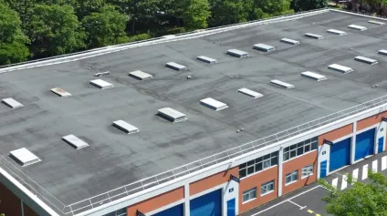 Locaux d'activité à louer à Villepinte divisibles dès 288 m² proche Roissy CDG - Offre immobilière - Arthur Loyd