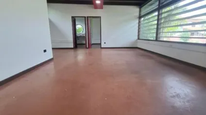 A LOUER - Bureaux Remire-Montjoly - 110 m2 - Offre immobilière - Arthur Loyd