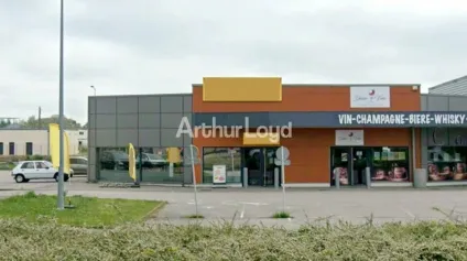 LOCAL COMMERCIAL à LOUER de 302 m² - Offre immobilière - Arthur Loyd