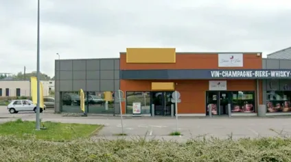 LOCAL COMMERCIAL à VENDRE de 302 m² - Offre immobilière - Arthur Loyd