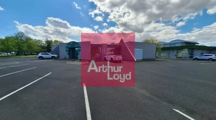 CLERMONT-FERRAND - LA PARDIEU - Bâtiment Indépendant BUREAUX A LOUER 448m² - Offre immobilière - Arthur Loyd