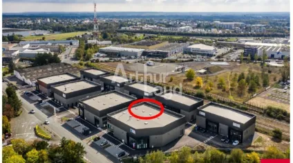 ZI SAINT BARTHÉLÉMY D'ANJOU LOCAL D'ACTIVITÉ 307 M² A LOUER - Offre immobilière - Arthur Loyd