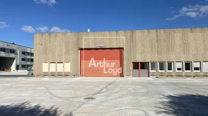A louer bâtiment à MOISSY CRAMAYEL - Offre immobilière - Arthur Loyd