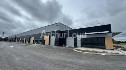 Entrepôts à vendre à Erquinghem Lys divisibles dès 148 m² - Offre immobilière - Arthur Loyd