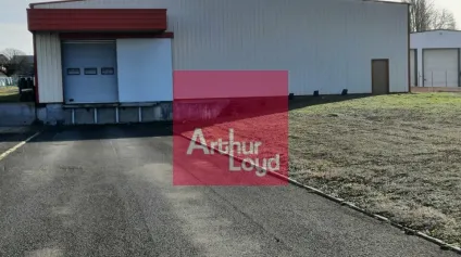 PONT DU CHATEAU A VENDRE LOCAL ACTIVITE 2500 M² - PARCELLE 7957 M² - 1 QUAI - Offre immobilière - Arthur Loyd