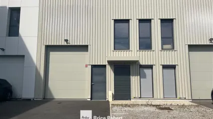 A louer - Cellules d'activités récentes à proximité immédiate des autoroutes - Décines - Offre immobilière - Arthur Loyd
